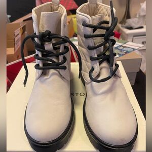 Rangoni Italian Amalfi white leather platform chelsea boots 8m new